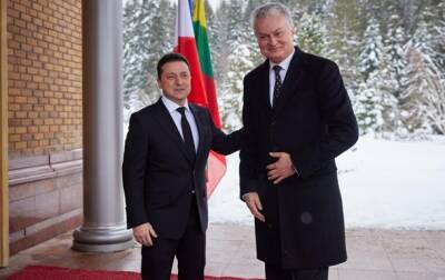 Зеленский и президент Литвы обсудили безопасность Украины