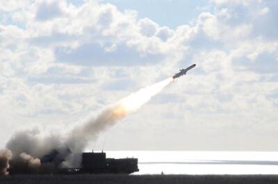 Россия отработала ракетный удар по кораблям противника в Черном...