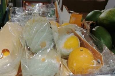 Лимоны с плесенью продаются в сетевом магазине в Тверской области