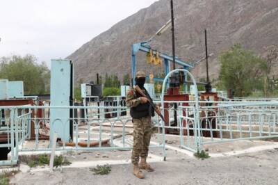 Военные Киргизии и Таджикистана устроили перестрелку на границе