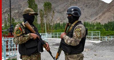 На границе Таджикистана и Киргизии из-за перестрелки объявлено казарменное положение