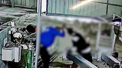 Видео: житель севера Израиля избил кувалдой своего дядю