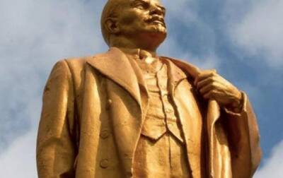 На Черниговщине памятник Ленину продали за более чем 700 тысяч