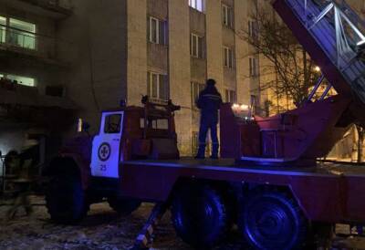 В Луцке из горящего общежития эвакуировали почти 80 студентов