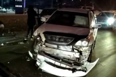 В Хабаровске в ДТП столкнулись 4 машины