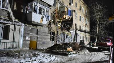 В Запорожье после взрыва упала часть многоэтажки