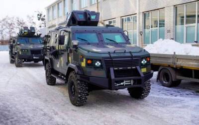 Новый бронеавтомобиль «Козак-7» впервые показали руководству Вооруженных сил Украины