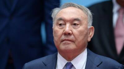 Парламент Казахстана лишил Назарбаева пожизненного председательства в СБ