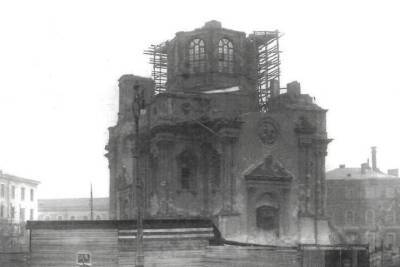 Фундамент разрушенной Благовещенской церкви на площади Труда признали объектом культурного наследия