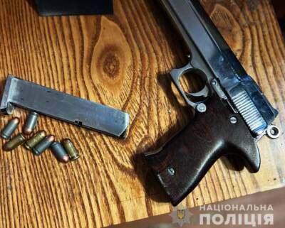На Луганщине полиция задержала торговца оружием