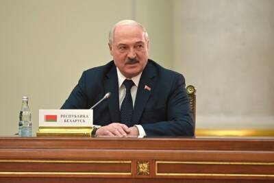 Лукашенко рассказал о «ракетах НАТО под Смоленском»