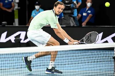 Медведев вышел в финал Australian Open