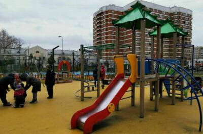 Контроль за безопасностью детских площадок планируют передать Росстандарту