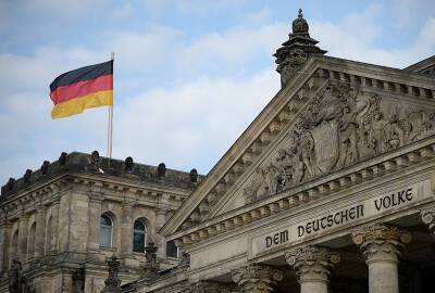 Германия объявила российского дипломата персоной нон грата