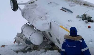 Под Ульяновском военный вертолет Ми-8 совершил жесткую посадку на лед