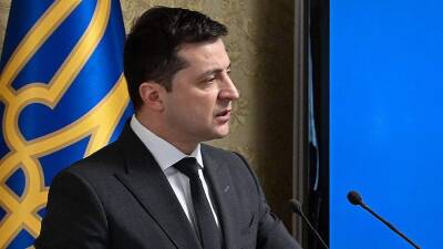 Зеленский указал на ущерб экономике из-за нагнетания вокруг Украины