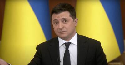 "У нас не Титаник": Зеленский раскритиковал эвакуацию иностранных дипломатов из Украины