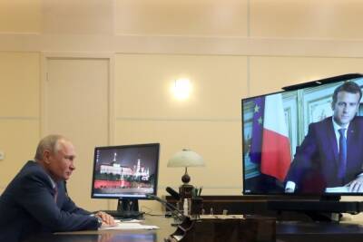 Владимир Путин и Эмманюэль Макрон обсудили гарантии безопасности