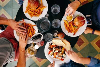 Диетологи назвали пищевые привычки, которые приведут к преждевременной смерти