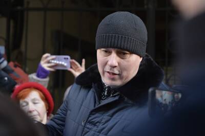 Александр Коновалов - Суд арестовал на два месяца петербургского ресторатора, бойкотирующего QR-коды - znak.com - Санкт-Петербург