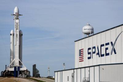 Запуск ракеты SpaceX с итальянским спутником вновь перенесен