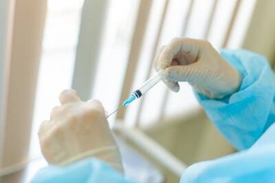 Вакцина от COVID для подростков заканчивается в Забайкалье