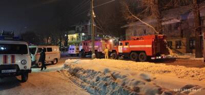 Ночью в Заволжье горели два дома, спасли 20 жильцов