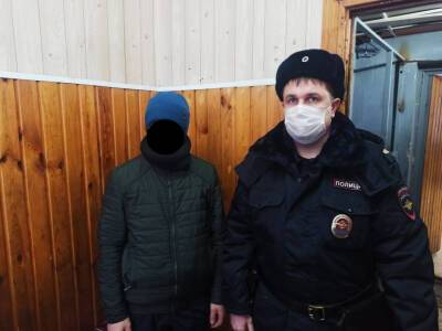 В рязанском подъезде полиция задержала объявленного в федеральный розыск юношу