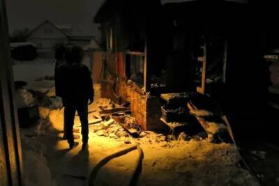 В горящем доме на улице Карпова города Тулы погибли 2 человека
