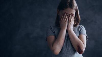 Стоп: ТОП ошибок родителей, которые заставляют детей молчать о сексуальном насилии