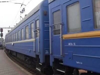 Во Львовской области поезд насмерть сбил двух людей