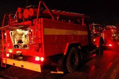 В Смоленской области 29 января горели фронтальный погрузчик и дом