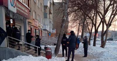 Вооруженные налетчики ограбили банк в Екатеринбурге