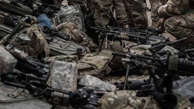 Аналитик Коц: Запад оснащает Киев наступательным оружием для эскалации обстановки в Донбассе