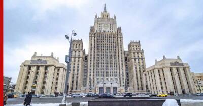 МИД назвал "маразмом" ажиотаж западных СМИ вокруг ситуации на Украине
