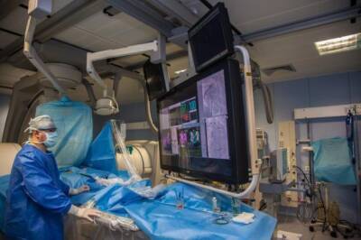 В Новосибирске прооперировали 30-летнего пациента с редким врождённым пороком сердца