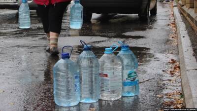 Украина приостановила подачу воды в ЛНР