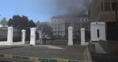 Пожар в парламенте ЮАР: подозреваемый задержан