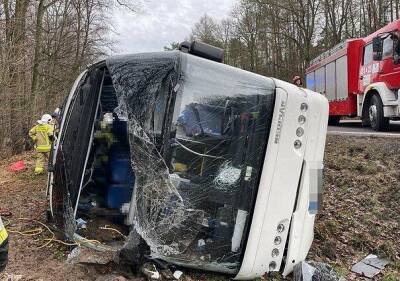Автобус с литовскими туристами попал в аварию в Польше: пострадали более десяти человек