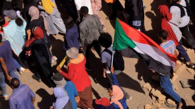 Премьер Судана ушёл в отставку на фоне массовых протестов