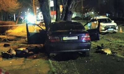 В Николаеве в результате столкновения двух автомобилей погибли люди