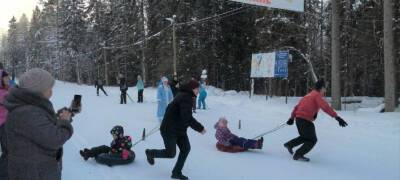 Жители Петрозаводска встретили новый спортивный год на трассе «Фонтаны» (ФОТО)