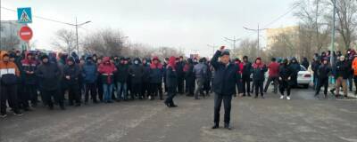 В Казахстане после двух дней протестов снизили цену на газ для автомобилей