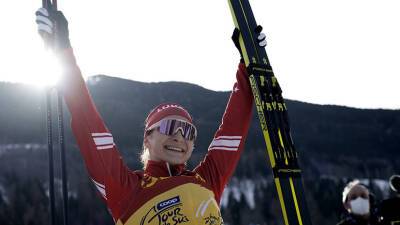 Вторая победа подряд: Непряева выиграла масс-старт и упрочила лидерство в общем зачёте «Тур де Ски»