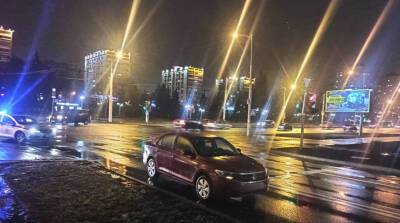 Водитель такси сбил девушку на переходе в Минске