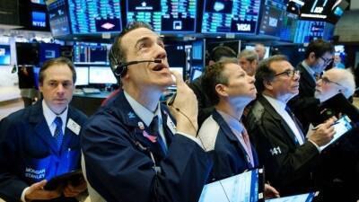Эксперты: санкции США против РФ приведут к финансовой панике и краху фондового рынка