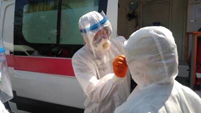 В Кыргызстане за сутки выявлено свыше 390 новых случаев заражения коронавирусом