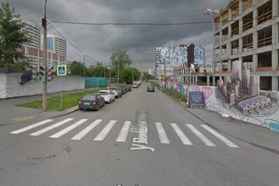 Введено реверсивное движение на улице Шейнкмана в Екатеринбурге