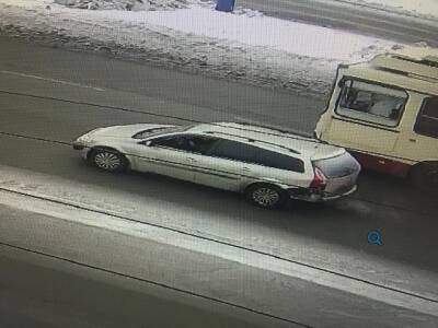 В Челябинске водитель троллейбуса попал в больницу после избиения автомобилистом