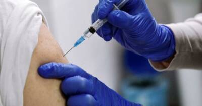 За субботу COVID-вакцину приняли 34 тысяч украинцев